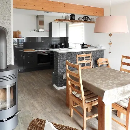 Peenemuende, Top-ferienhaus Am Seglerhafen דירה פנמינדה