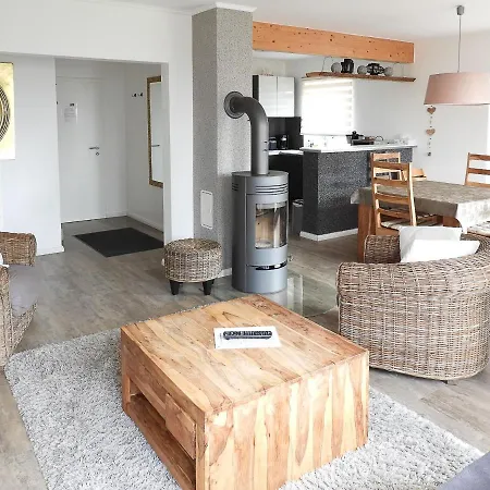 Apartamento Peenemuende, Top-ferienhaus Am Seglerhafen