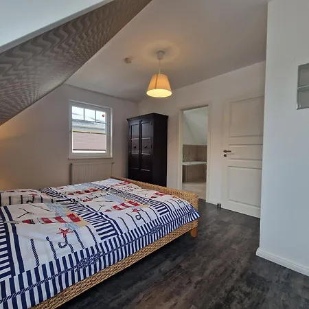 Peenemuende, Top-ferienhaus Am Seglerhafen Apartmán