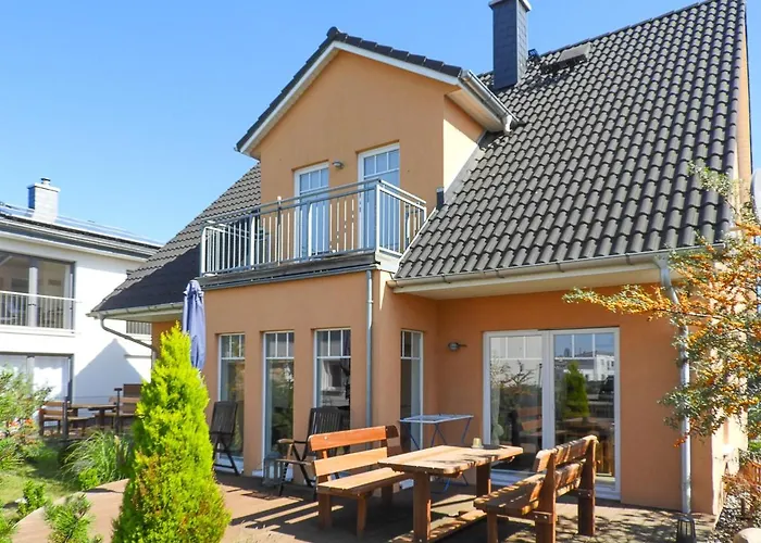 Peenemuende, Top-ferienhaus Am Seglerhafen * 佩讷明德